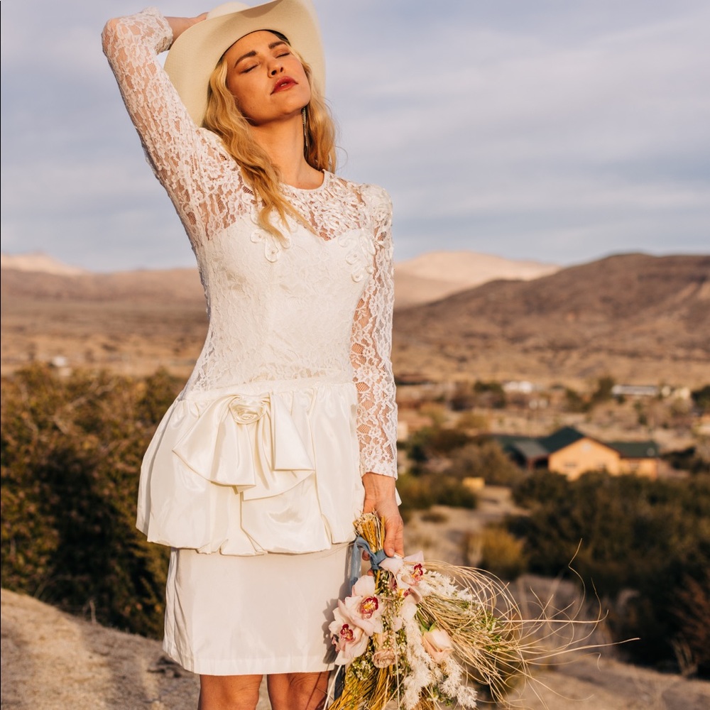Vintage “NIKI” brand prom/wedding dress